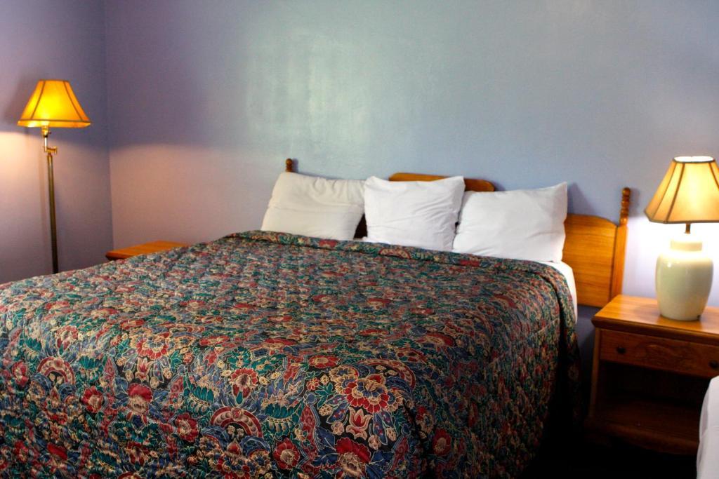 Homestead Motel San Luis Obispo Room photo